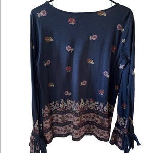 Lucky Brand  Navy Print sz S long bell sleeves with wrist ties